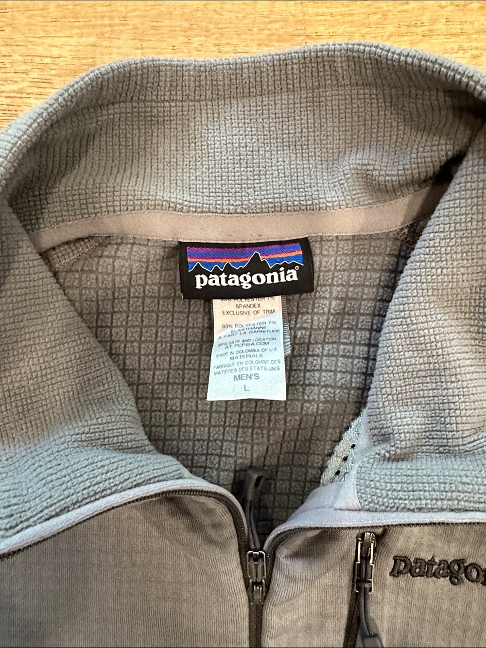 Patagonia Men's Half-Zip Regulator Pullover - Gray - Picture 3 of 6